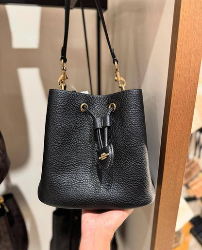 Coach Master
🌺😍23cm 
230 dhs💓

Zain248