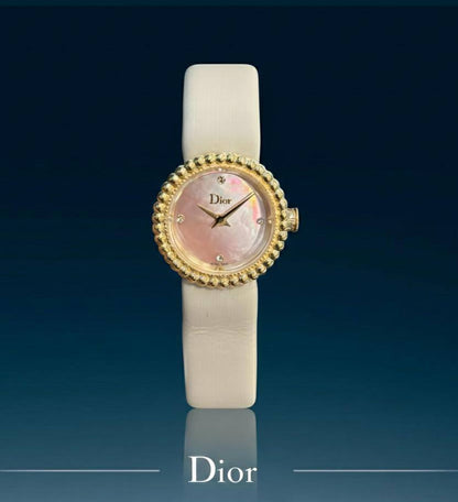 Dior
 Watch For Ladies 
Good Quality 
250 dhs❤️

Zain59
♥️♥️♥️