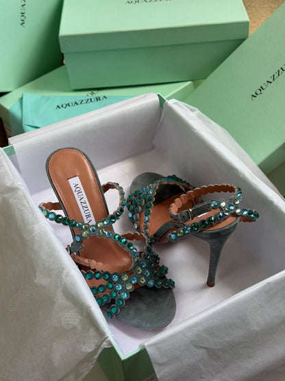 Aquazzura
𝑨𝑨𝑨 𝑸𝑼𝑨𝑳𝑰𝑻𝒀
𝑺𝑰𝒁𝑬 {35 𝒕𝒐 42}
450 dhs✅

Zain81
♥️♥️♥️
