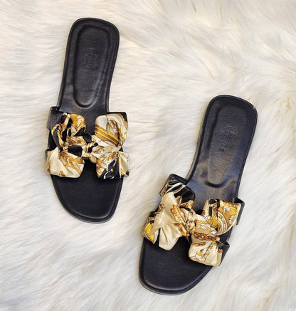 HERMES 
☘️ *SIZE  36  to 41 ☘️                                                                                                       
180 dhs✅

Zain224
♥️♥️♥️