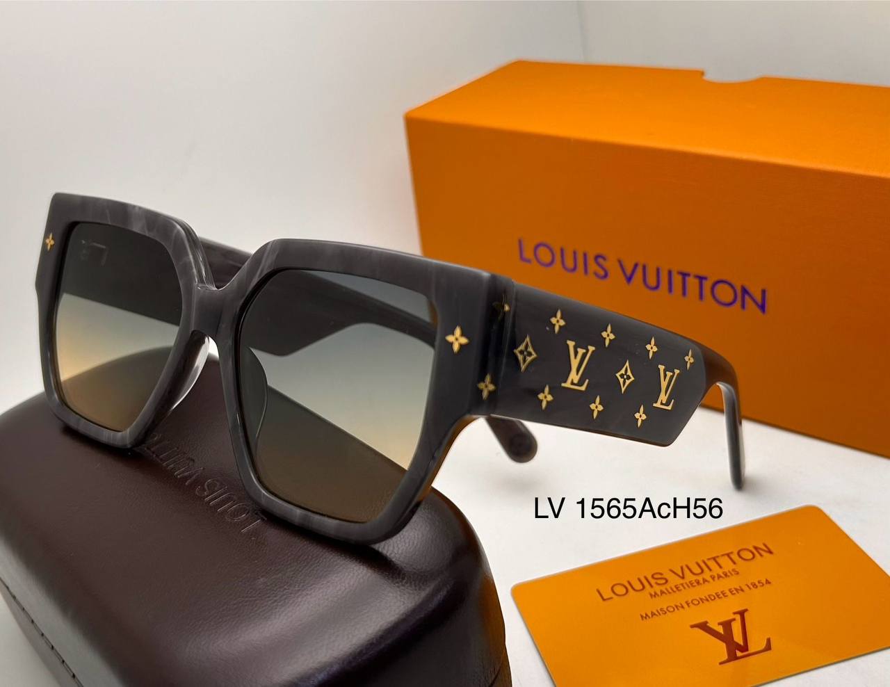 LV
Ladies master quality 
180 dhs✅

Zain126
♥️♥️♥️