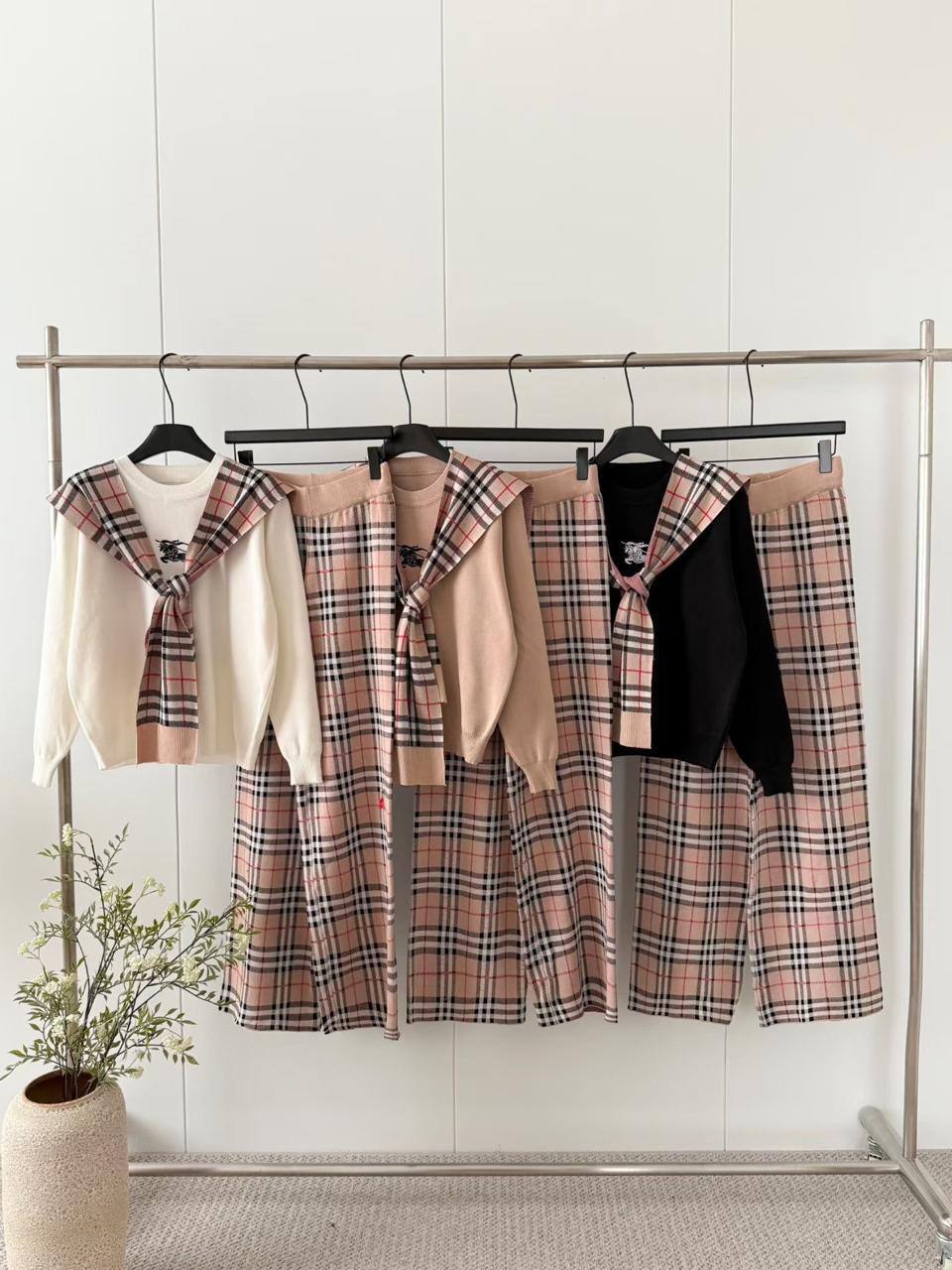 New available 
Free size 
120 dhs💓

Zain138
♥️♥️♥️