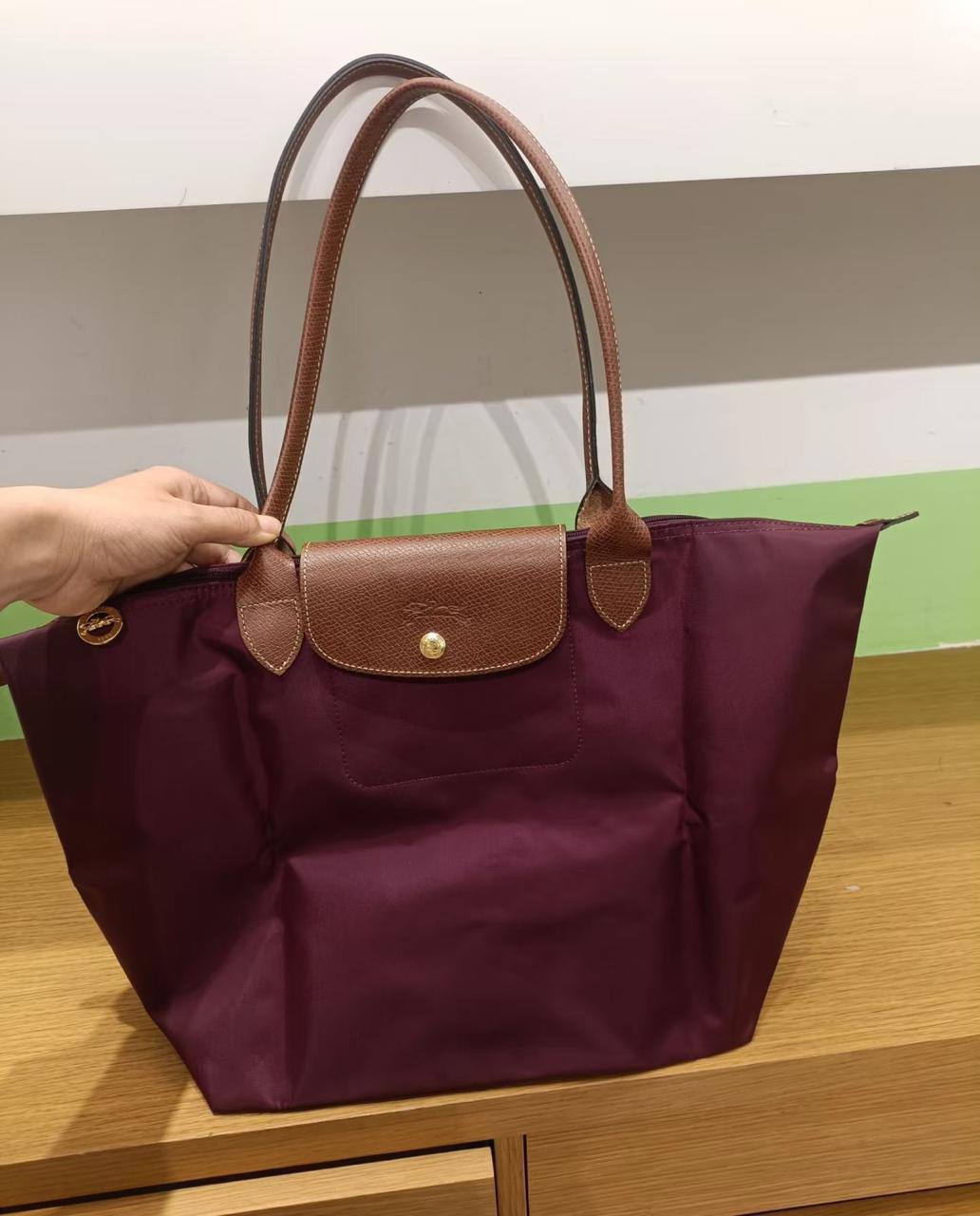 Longchamp long portable

1⃣️First quality

Size: 43 * 29 cm
65 dhs🇦🇪🇦🇪

Zain115
♥️♥️♥️