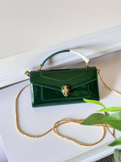 Bvlgari Master

400 dhs🗽

#with box💕💕💁‍♂️
🎁🎁🎁

Zain228