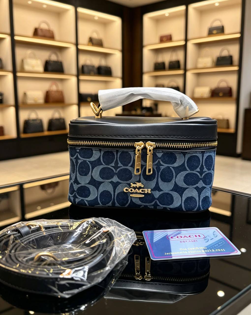 Coach 
with box
90 dhs✅✅

Zain07
♥️♥️♥️