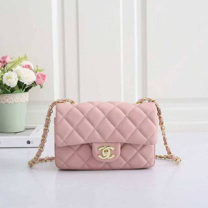 Channel

Best quality

Whith box’s

100 DHS🇦🇪🇦🇪

size 20cm

Zain158
♥️♥️♥️