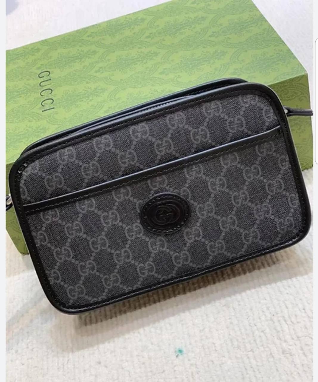 Gucci 
80 dhs💓 
withbox

Zain235
♥️♥️♥️
