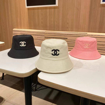 HAT
50 dhs💓

Zain231
♥️♥️♥️