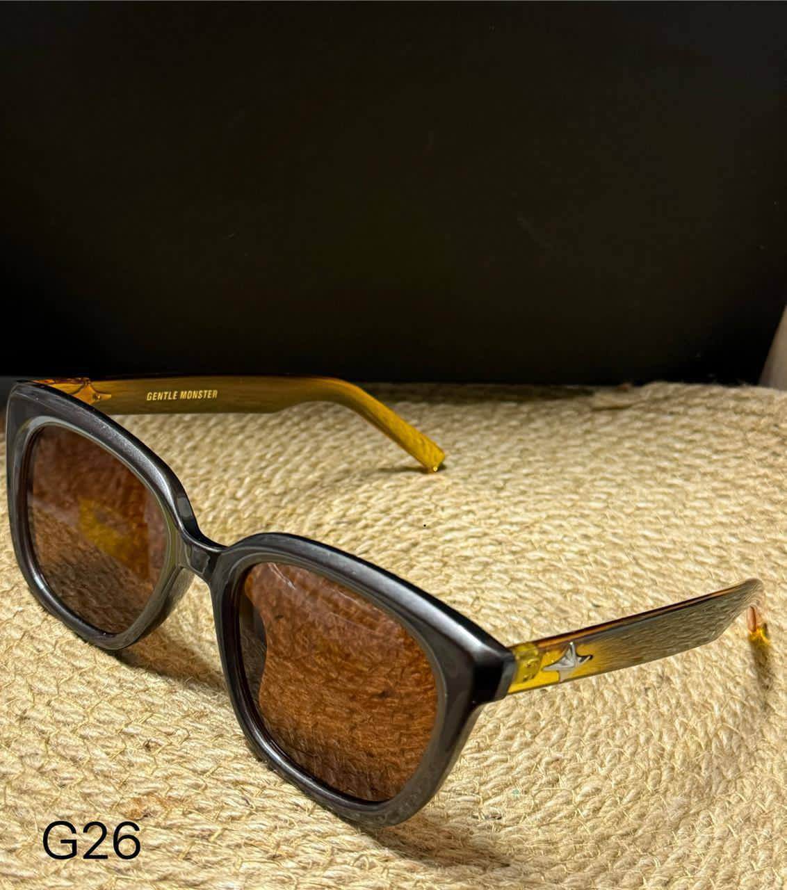 GENTLE MONSTER 👿 *

Sunglasses 🕶️ 

Copy one 

With master box 📦 
50 dhs✅

Zain216
♥️♥️♥️