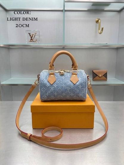 LV
ᴘᴀᴅʟᴏᴄᴋ/ʟᴏɴɢsᴛʀᴀᴘ
ᴡɪᴛʜʙᴏx
ʟᴇᴀᴛʜᴇʀ
sɪᴢᴇ:20ᴄᴍ
100 dhs💓

Zain56
♥️♥️♥️