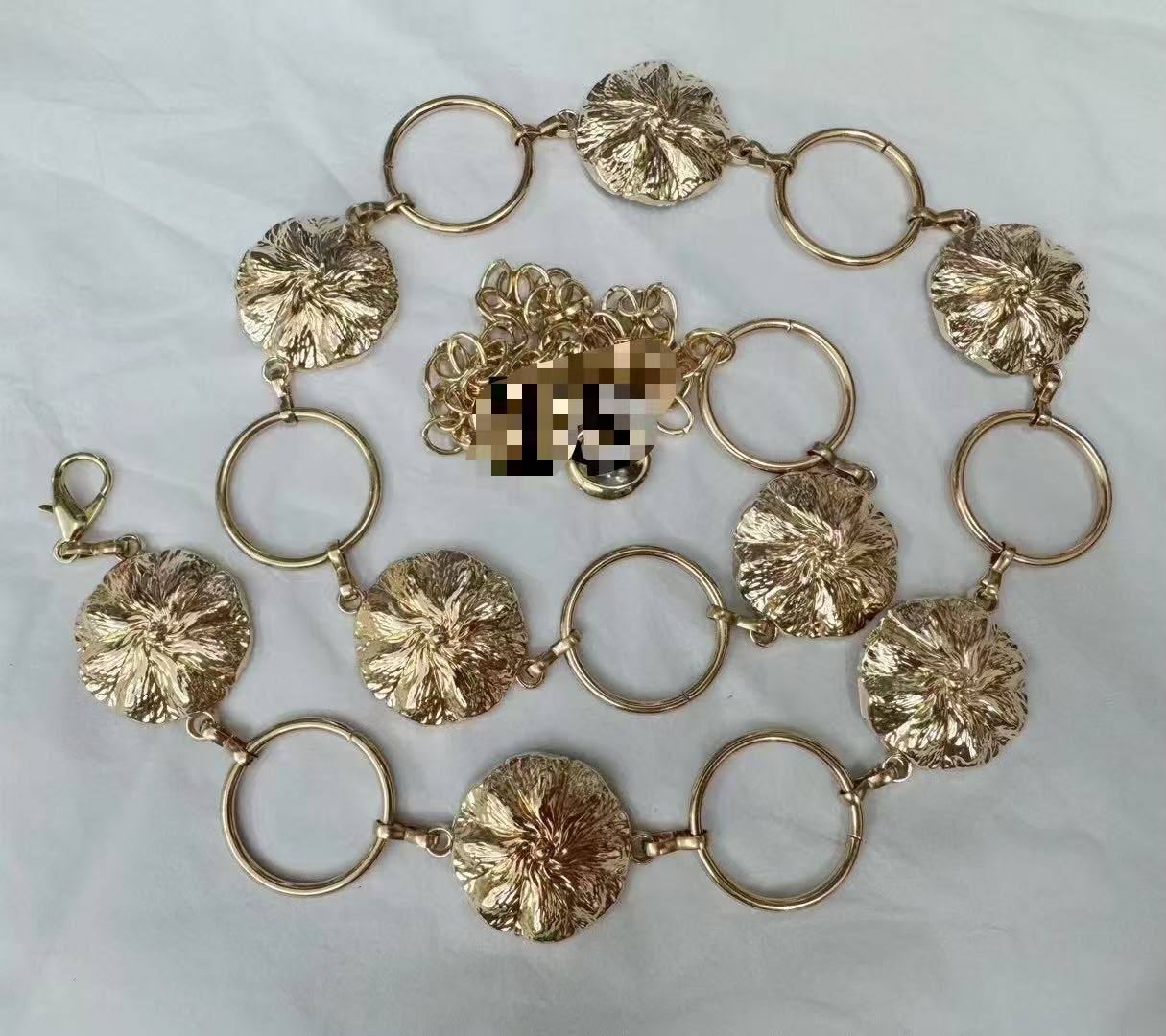 Ladies belt 
35 dhs✅

Zain161
♥️♥️♥️