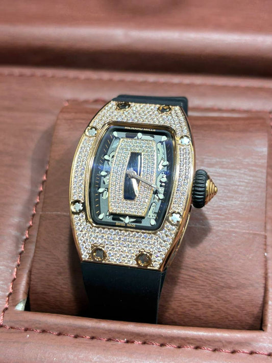 New Came
1400 dhs✅

Zain264
♥️♥️♥️