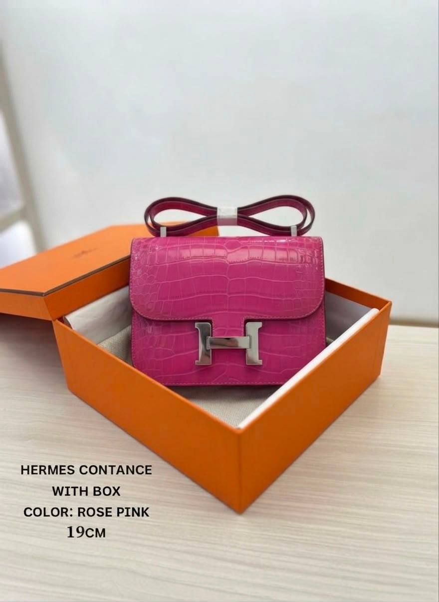Hermes ᴄᴏɴsᴛᴀɴᴄᴇ
sɪʟᴠᴇʀ ʜᴀʀᴅᴡᴀʀᴇ
ᴡɪᴛʜʙᴏx
ʟᴇᴀᴛʜᴇʀ
sɪᴢᴇ:19ᴄᴍ
100 dhs✅

Zain56
♥️♥️♥️