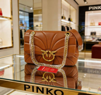 Pinko
100 dhs✅

Zain07
♥️♥️♥️