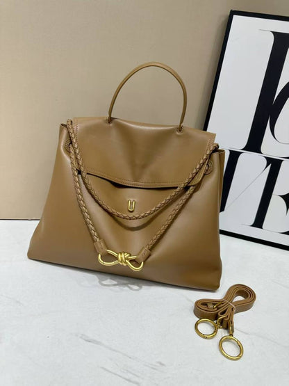 Bottega
105 dhs🪙💕

Zain22
♥️♥️♥️