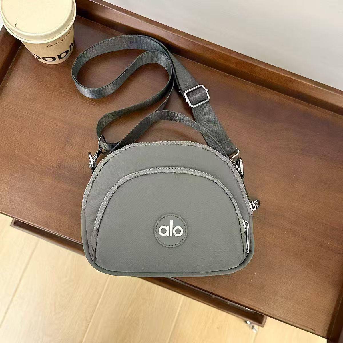 ALO
50 dhs✅
Good quality 

Zain253
♥️♥️♥️