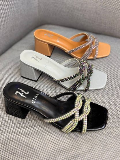 Gina 
110 dhs✅
Size 36-42

Zain55
♥️♥️♥️