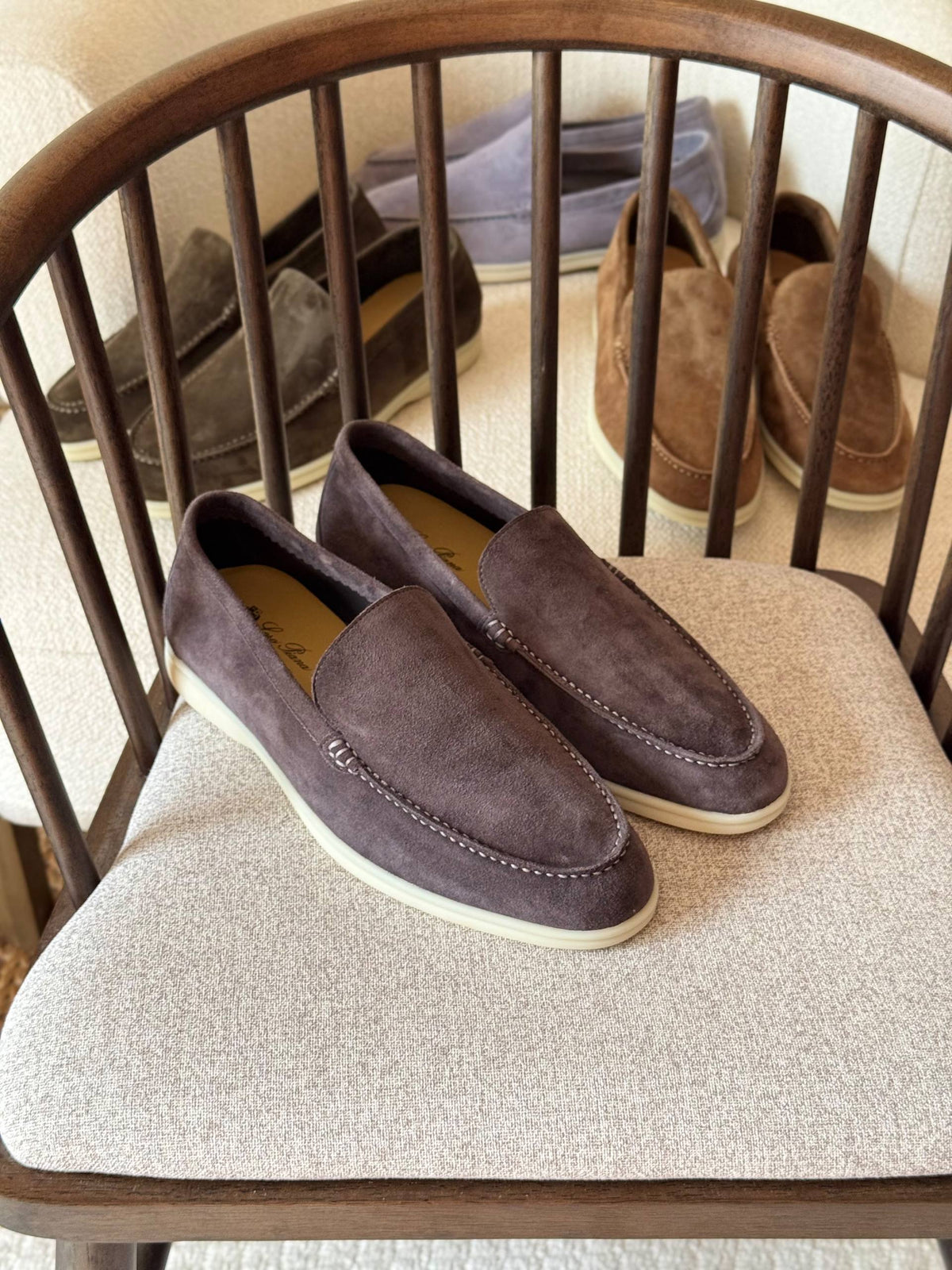LORO SUMMER 

WALK AAA quality

SIZE: 40 to 47 

430 dhs🇦🇪🇦🇪🇦🇪
Zain185
♥️♥️♥️
