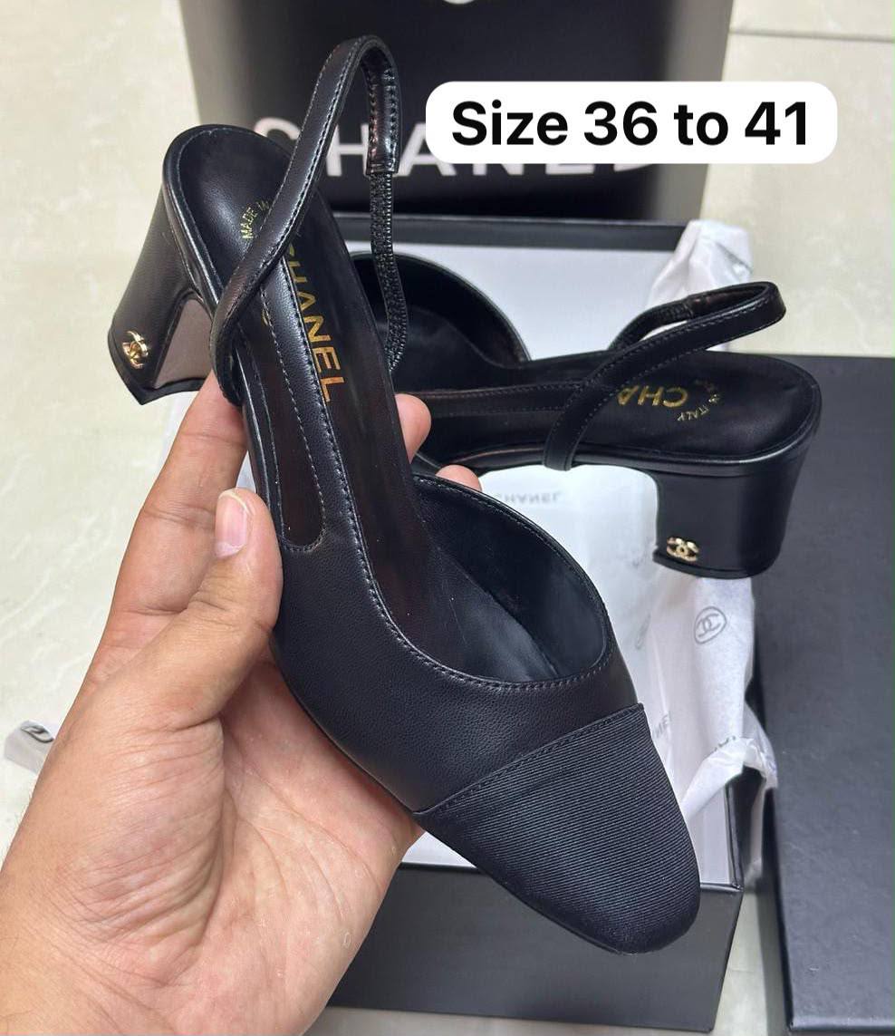 Chanel 

Size 36 to 41

110 dhs🇦🇪🇦🇪

Zain103
♥️♥️♥️