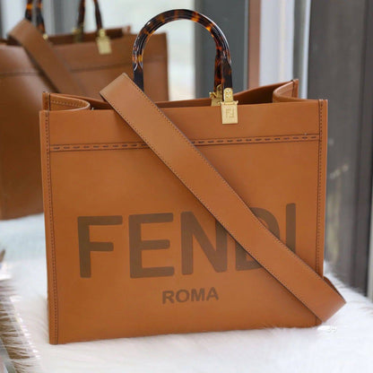Fendi
90 dhs❤️
33 cm

Zain219
♥️♥️♥️