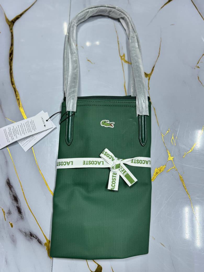 Lacoste
Size:47cm
50 dhs🪙🌨️

Zain07
Zain50
♥️♥️♥️