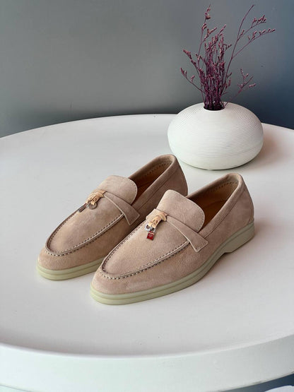 Loro Piana
Size 36-41
_Super master high quality_🪡
450 dhs✅

Zain176
♥️♥️♥️