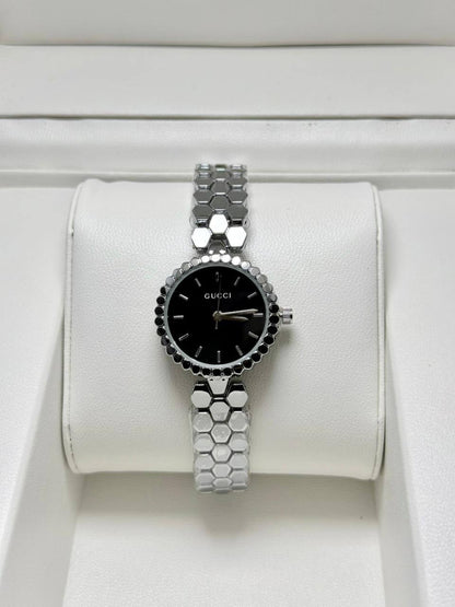 Gucci Ladies
55 dhs🪙🌨️

Zain29
♥️♥️♥️