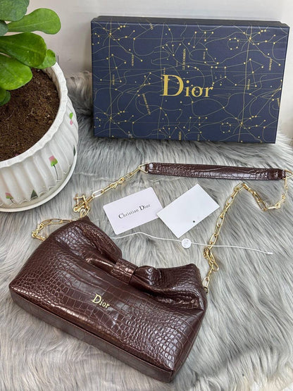 Dior
100 dhs✅

with BOX🌷
🎁🎁🎁

Zain244
♥️♥️♥️