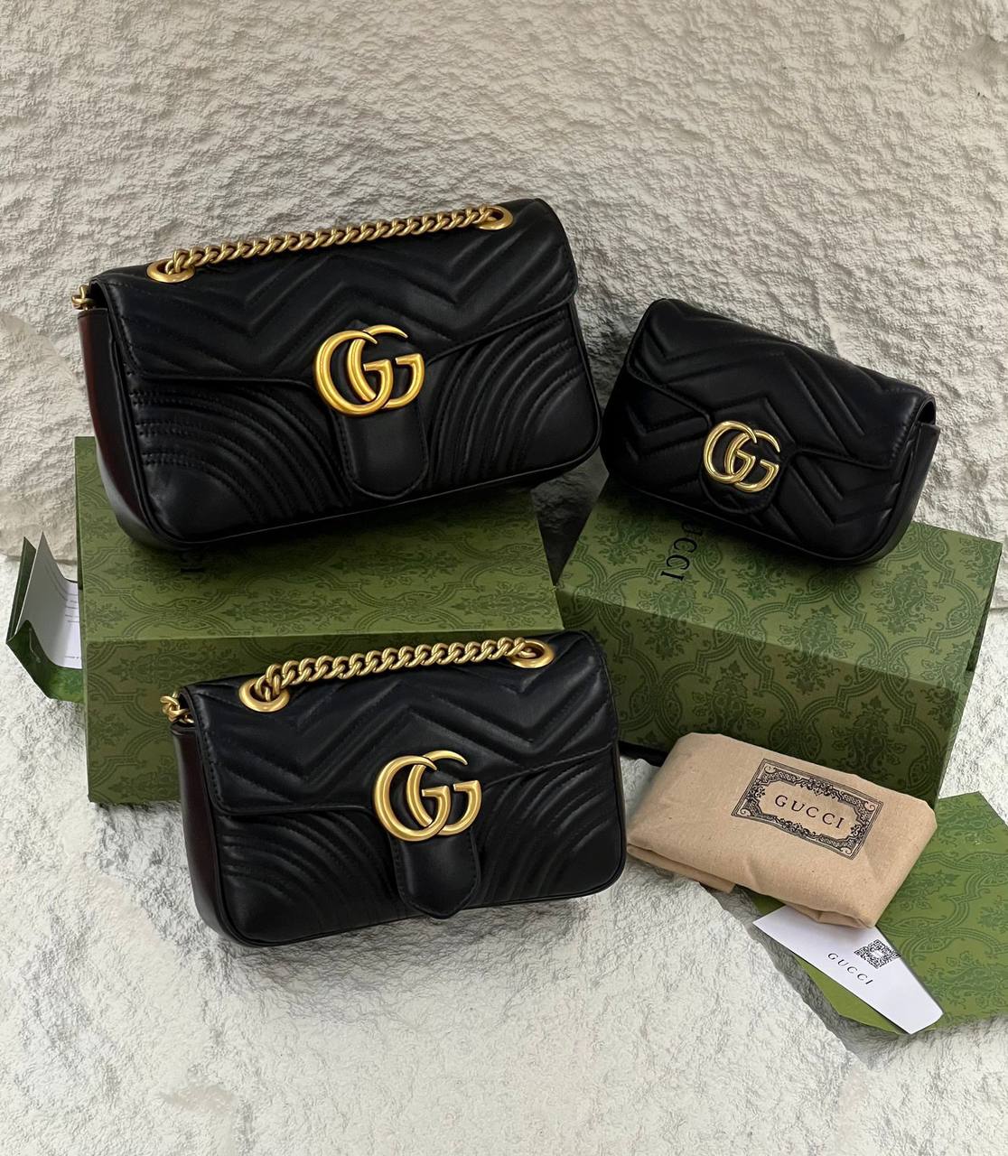 GUCCI 
Master
17CM 220 dhs💓
22CM 240 dhs💓
26CM 260 dhs💓

     WITH BOX
🎁🎁🎁

Zain131
♥️♥️♥️