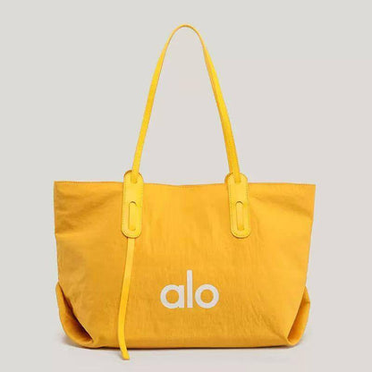 🌟 Alo Tote
1️⃣ First quality 
Size : 48 * 32 cm
65 dhs🪙🌨️

Zain115
♥️♥️♥️