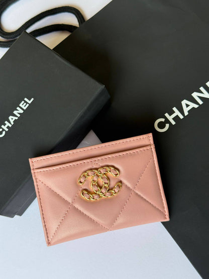 Chanel

Super Master

280 dhs🇦🇪🇦🇪

Zain275
♥️♥️♥️