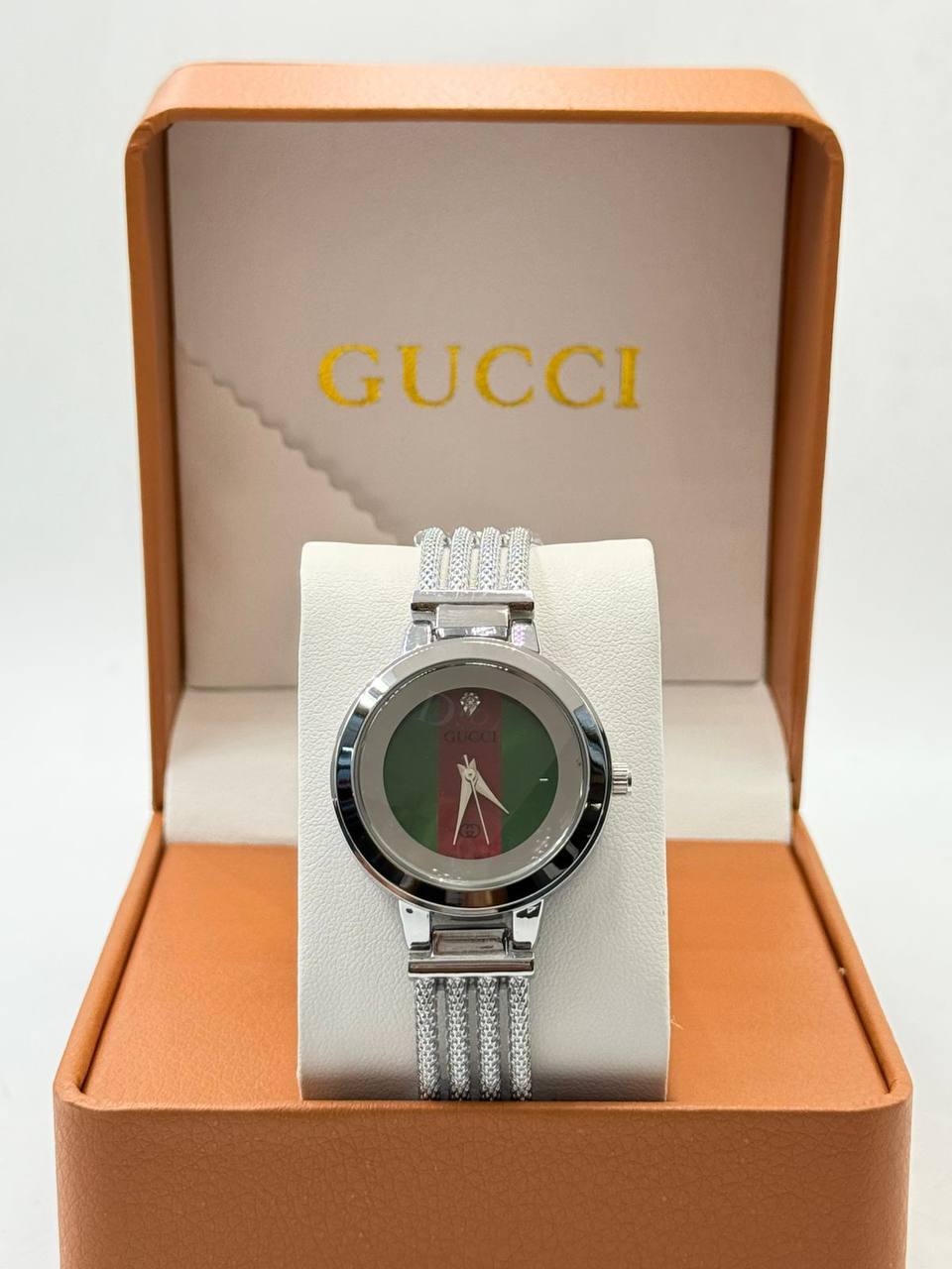 Gucci ladies
55 dhs✅

Zain08
♥️♥️♥️