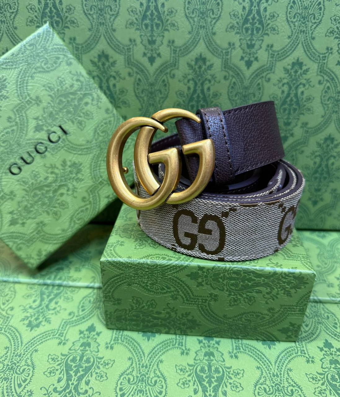 Belts

With box 
🎁🎁🎁

40 dhs🪙🌨️

Zain93
♥️♥️♥️