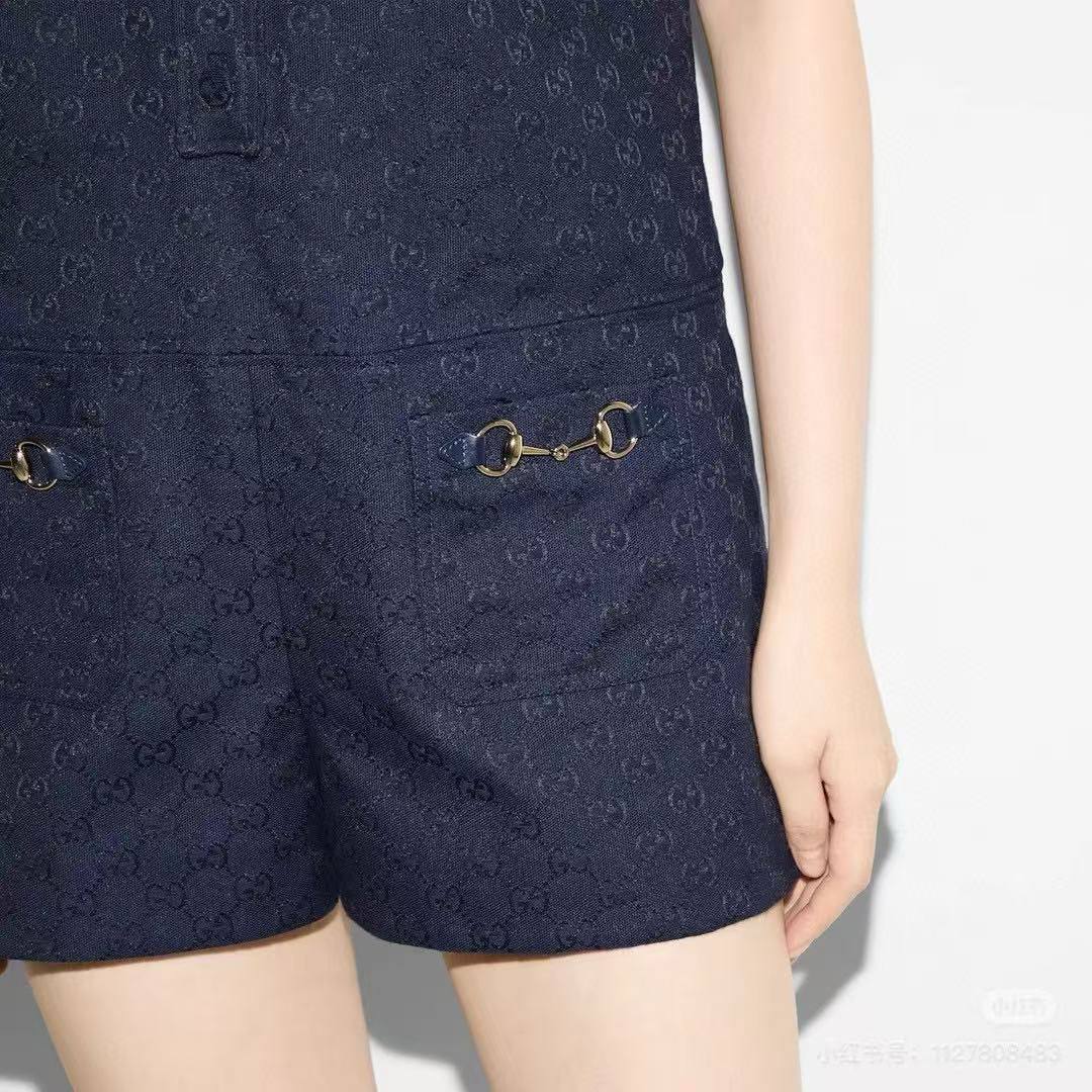 *New collections      
190 dhs🪙
*good  quality  🍒❤️❤️🛍️🛍️
*Sizes:S M L * 
*AVAILABLE NOW*

Zain231
♥️♥️♥️