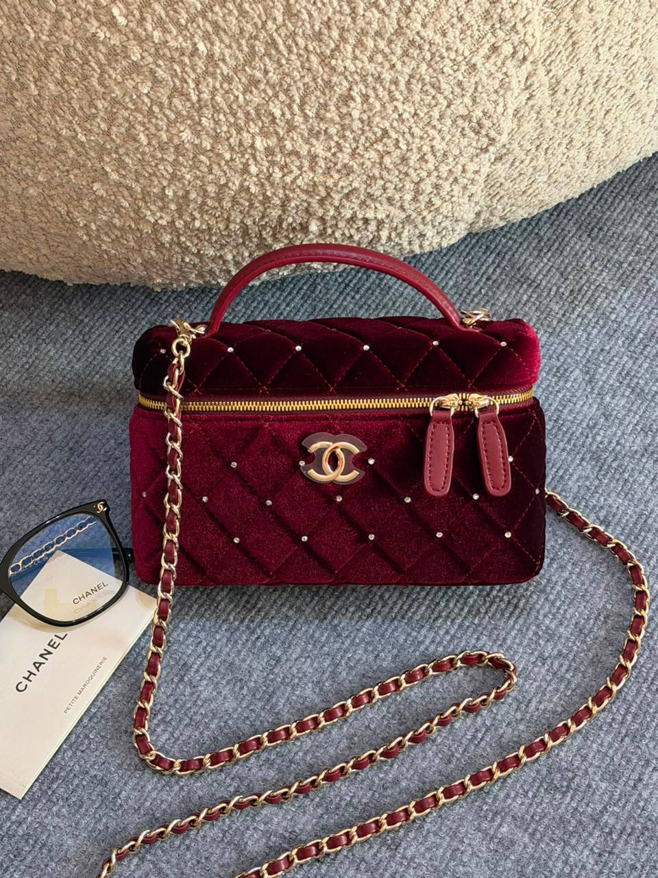 Chanel

210 dhs🇦🇪🇦🇪

Zain134
♥️♥️♥️