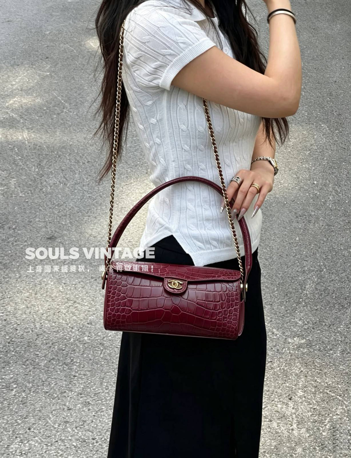 CHANEL 

NEW DESIGN 
GOOD QUALITY 
110 dhs🇦🇪🇦🇪

Zain39
♥️♥️♥️