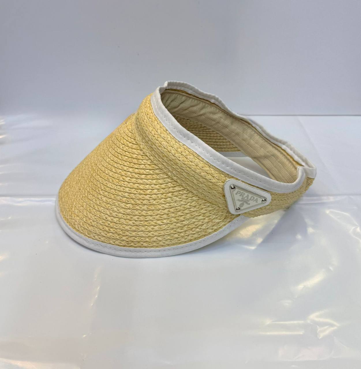 HAT
35 dhs✅

Zain93
♥️♥️♥️