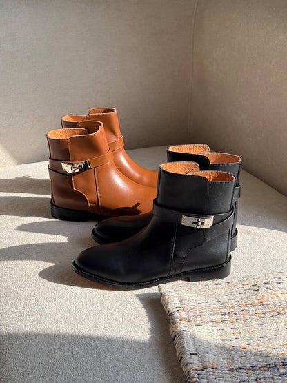 HERMES

QUALITY: SUPER MASTER
SIZE:36 TO 42
560 dhs🇦🇪🇦🇪

Zain319
♥️♥️♥️
