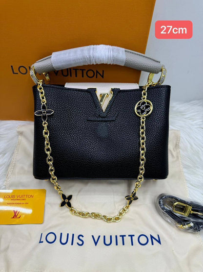 💎 LV Capitalcines 
1️⃣ Finish quality +box🎁
Size : 27 * 19 cm
100 dhs✅
with box🎁

Zain115
♥️♥️♥️