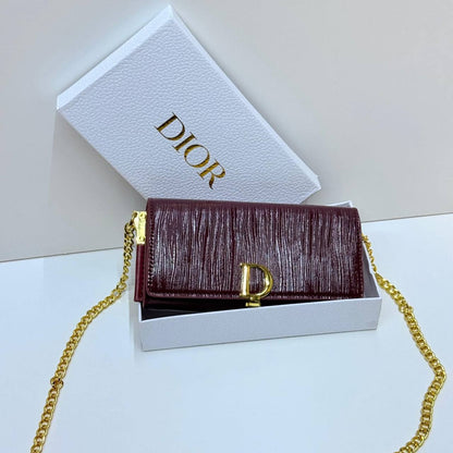 Dior
105 dhs🇦🇪🇦🇪 
with box high quality

Zain21
♥️♥️♥️
