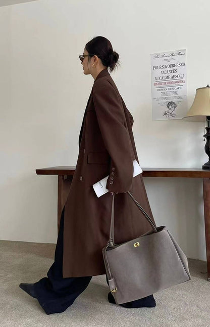BALENCIAGA 
COPY ONE 
155 dhs✅

Zain39
♥️♥️♥️