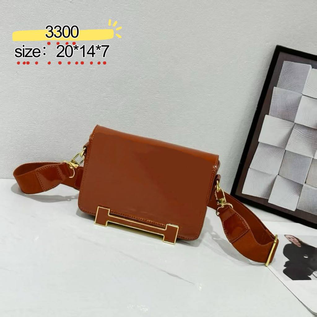 YSL - CH - Tory Burch - Hermes

with box
🎁🎁🎁

85 dhs✅

Zain38
♥️♥️♥️