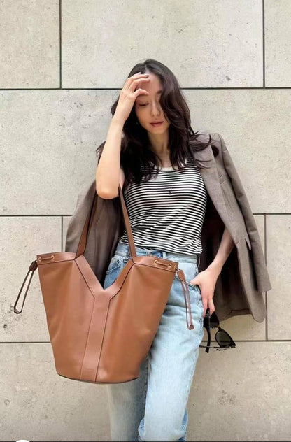 YSL 
HIGH QUALITY 
100 dhs🇦🇪🇦🇪

Zain295
♥️♥️♥️