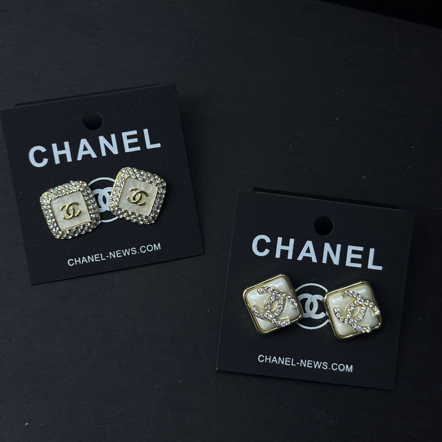 EARING
30 dhs🗽
With brand box and paper bag🍃

Zain263
♥️♥️♥️