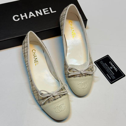 NEW CAME 🥰
CHANEL BALLERINA 
GOOD QUALITY 
36-41
100 dhs🇦🇪🇦🇪

Zain40
♥️♥️♥️