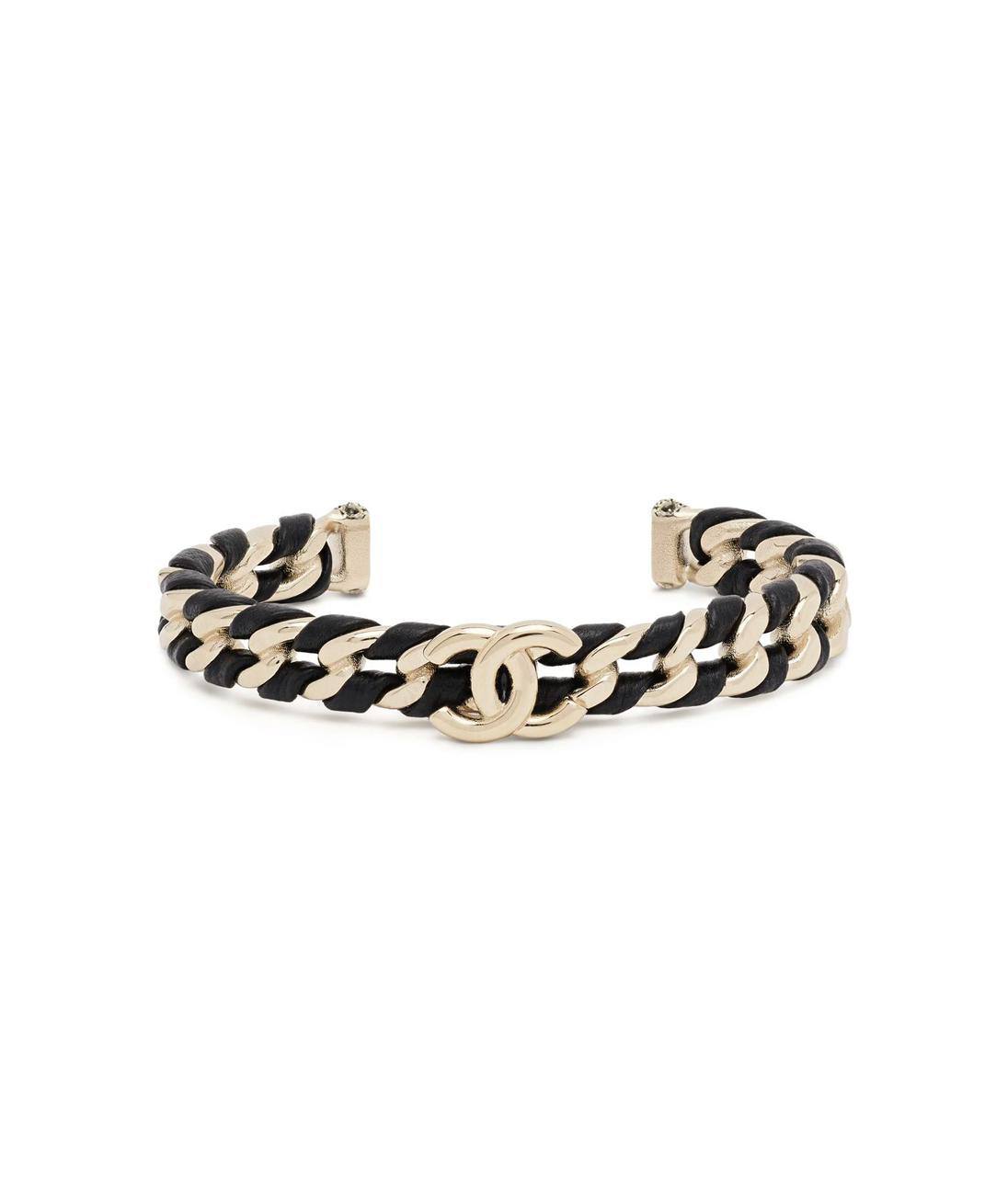 Chanel Bangle* 🪅
Master quality 

55 dhs❣️
normal box 📦

Zain48
♥️♥️♥️