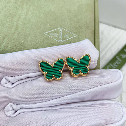 VCA SET ❤️‍🔥*
Necklace 🌊
Earring 🌸
Bracelet ❣️
Master quality 💯
With normal boxes 📦 
150 dhs🪙🌨️
With master box 🗃️ 
230 dhs🪙🌨️

Zain216
♥️♥️♥️