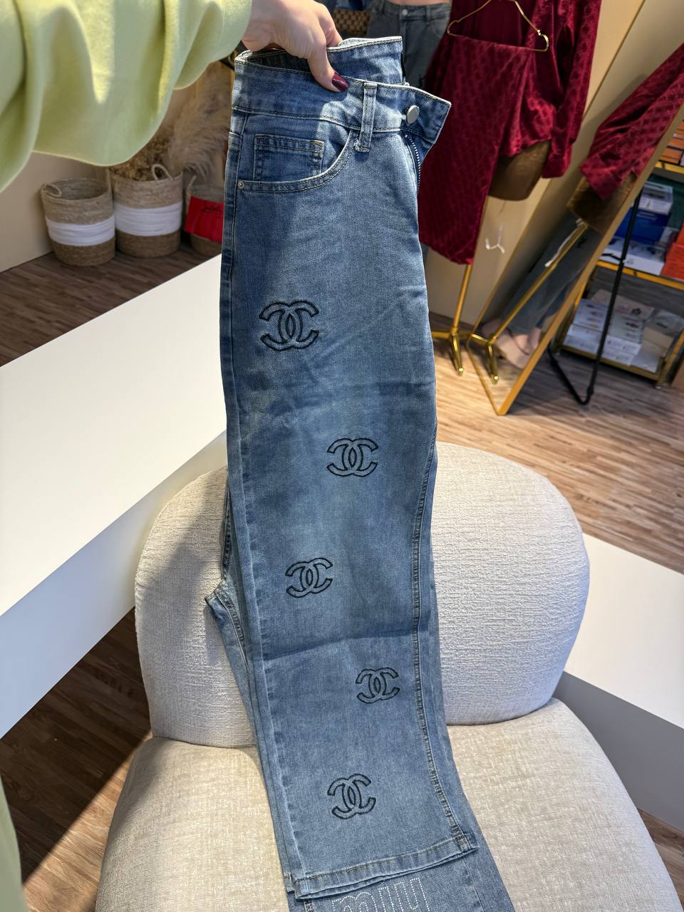 Branded Jeans

105 dhs

S-xl

OnurStyle store

اطلبوها من الوتس المثبت في الأعلى👆🏻👆🏻
تواصلو معنا 👈🏻 Zain 
For order WhatsApp pinned 👆🏻

♥️♥️♥️
