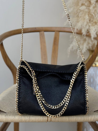 Available Again✨✨✨
STELLA McCARTENY
25cm
350 dhs❣️
Top quality

Zain167
♥️♥️♥️