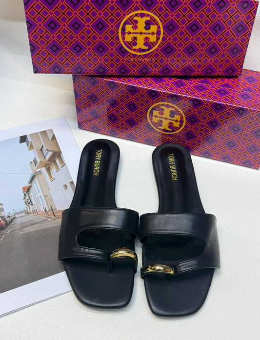 Tory Burch
Size 36to41
65 dhs❣️

Zain236
♥️♥️♥️